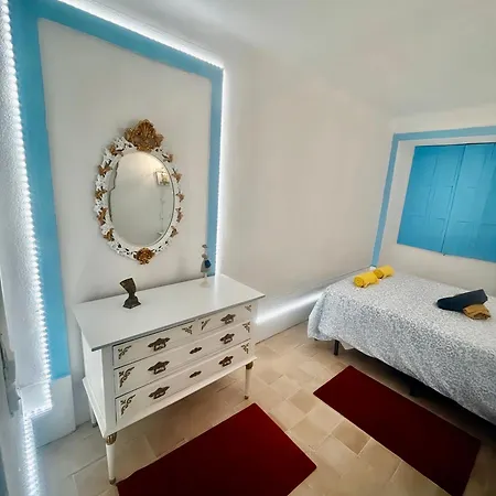 Blue Miragaia - Bright & Charming Center