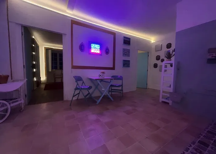 Апартаменты Oporto Blue Miragaia - Bright & Charming Porto Center